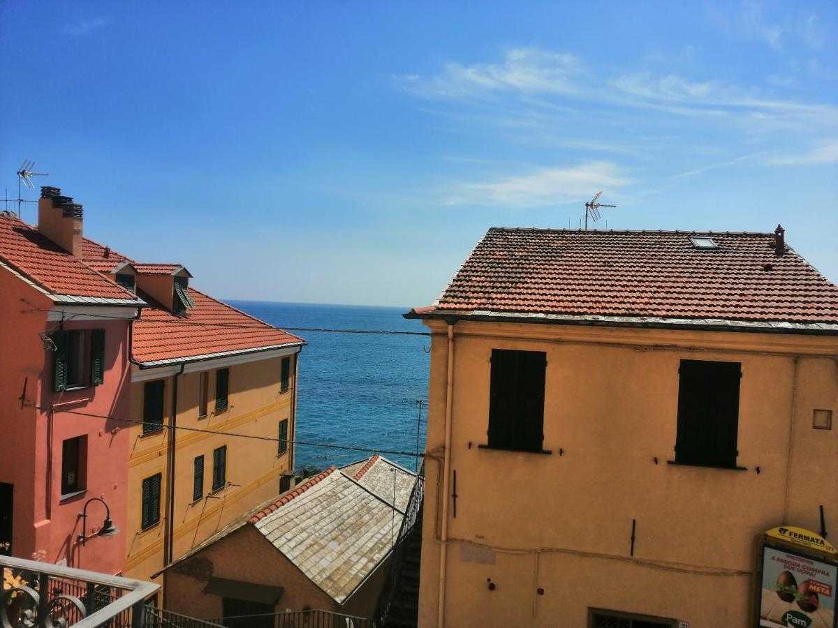 Апартаменти Casa Del Sole Affacciato Sul Mare Черво Екстер'єр фото